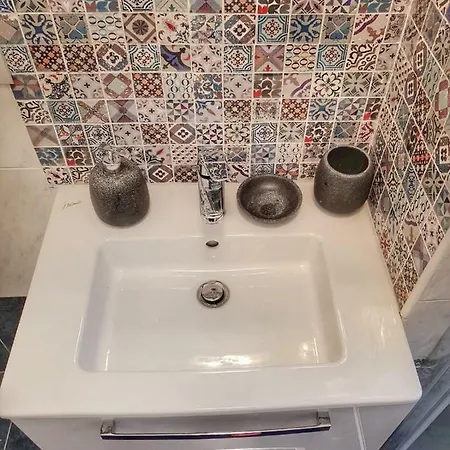 Piro Centro Con Box Privato Hébergement de vacances *